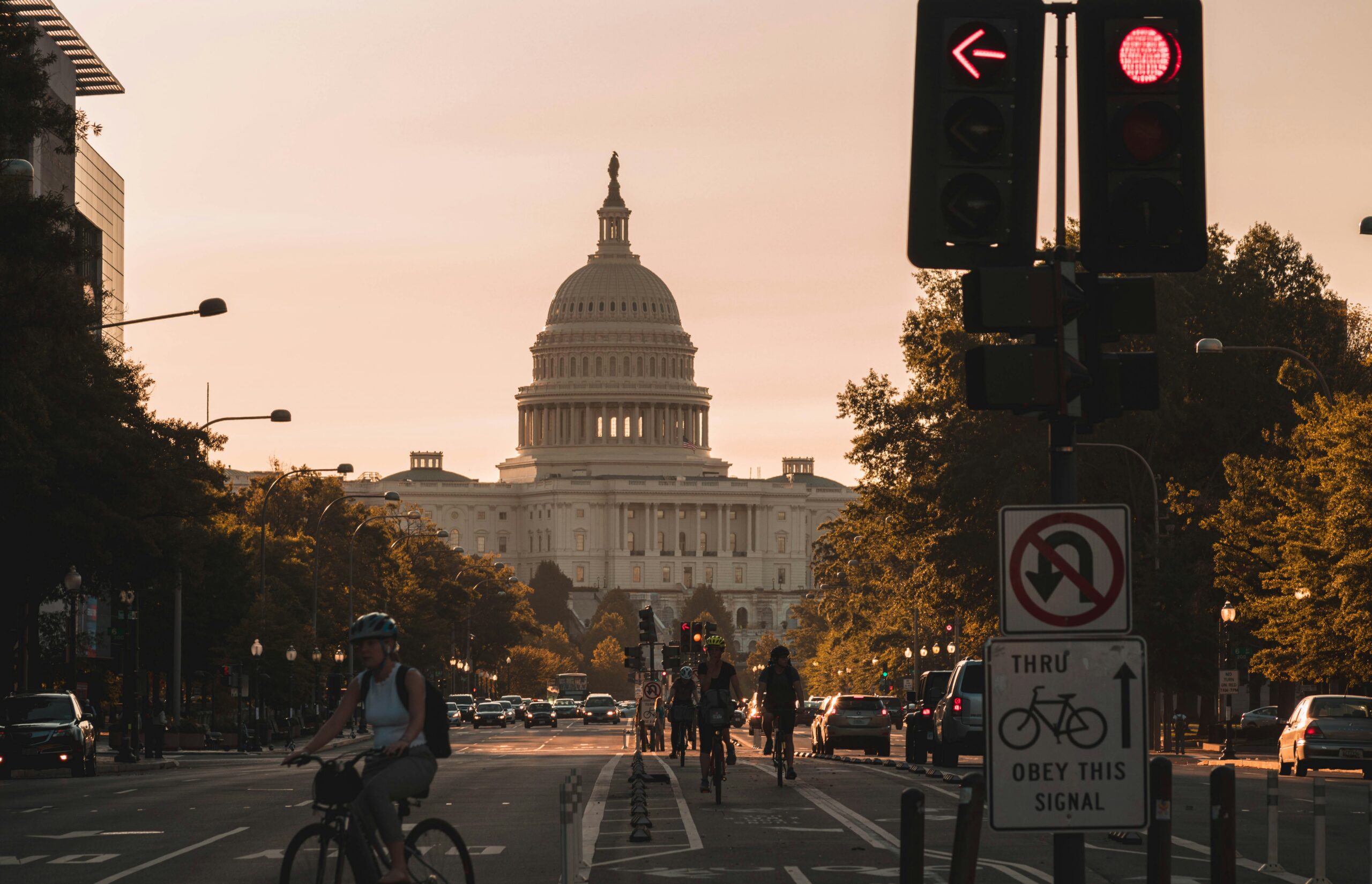 401(k) and TSP Guide for Defense Contractors and Federal Employees